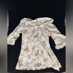 Maurices white floral button up shirt with lace detail- Size large